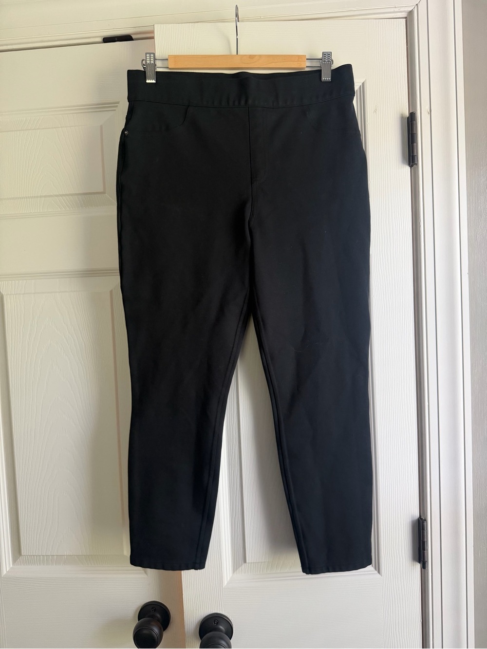 SPANX Black Women's Pull-On Slim Pants
